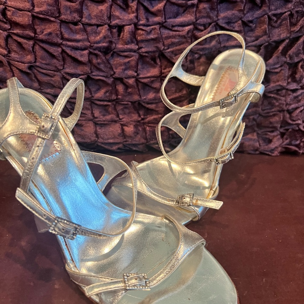Elegant Strappy Metallic Sandals